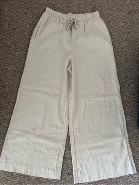Max Studio Wide Leg Linen Pants in Light Beige- Brand new- tags removed.